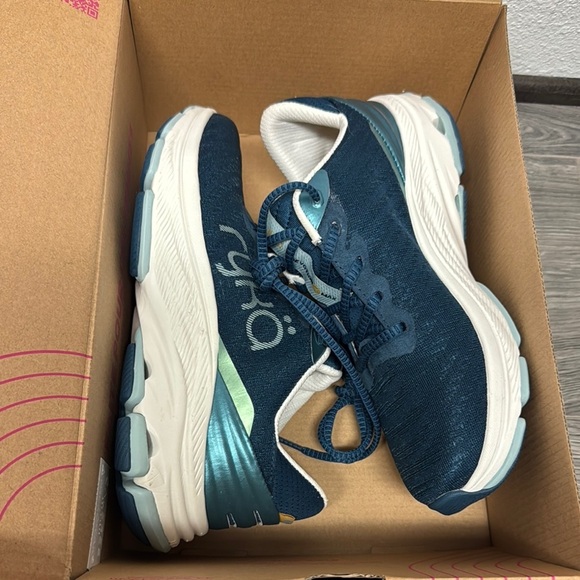 Ryka Made For Women Devotion X Max RS - Picture 2 of 11